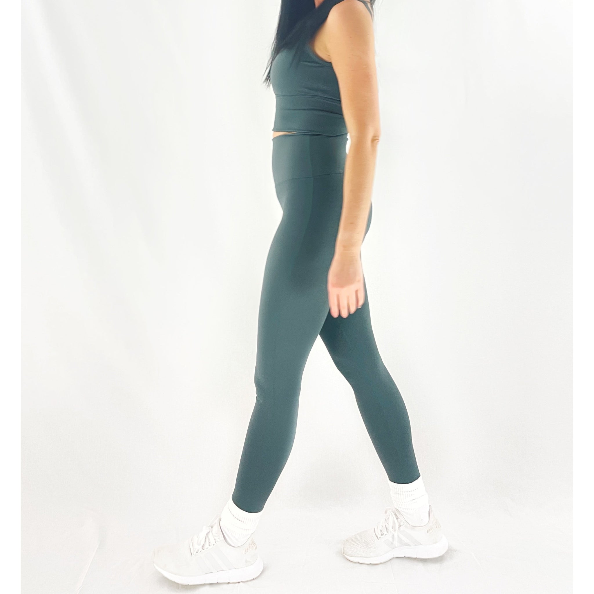 These leggings r such a cute color 💚 Color: Sage Size: S #gym #fit  #fitness #workout